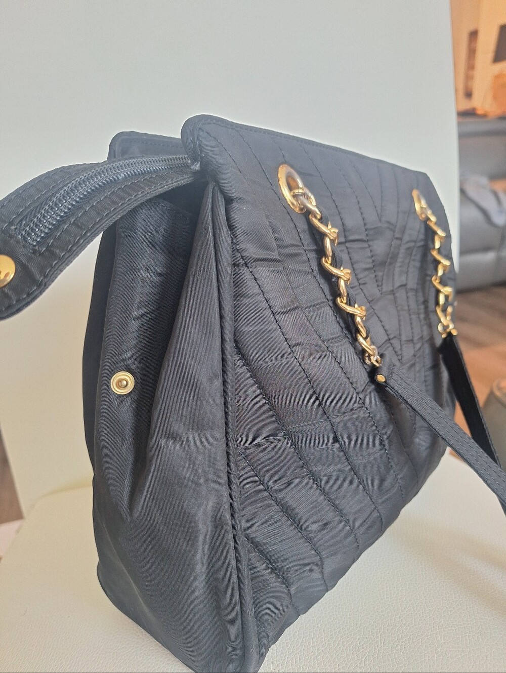 Valentino Garavani Black Nylon Quilted Shoulder Bag EUC - Picture 4 of 6